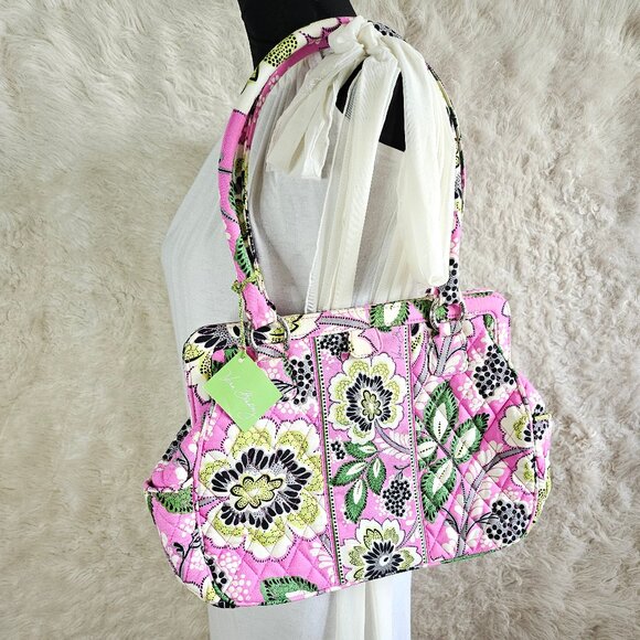 Vera Bradley Pink Green Multi Quilted Floral Frame Purse - Picture 1 of 12